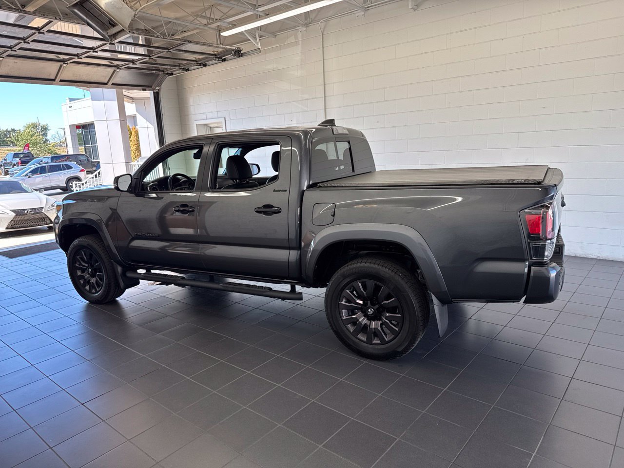 Certified 2021 Toyota Tacoma Limited w/ Nightshade Package AWD/4WD image 5