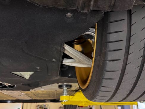 Used 2018 Lamborghini Huracan Performante image 93