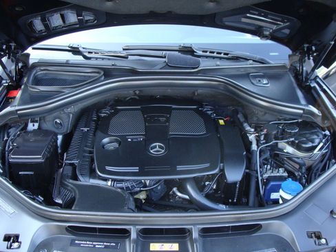 Used 2015 Mercedes-Benz ML 350 4MATIC image 39