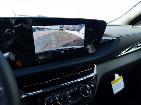 New 2026 Buick Envista Sport Touring w/ Convenience I Package FWD image 8