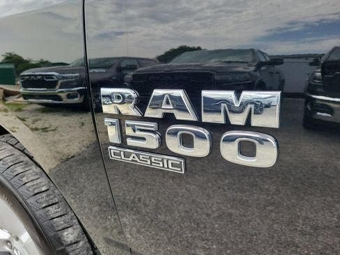 Used 2024 RAM 1500 Classic SLT AWD/4WD image 9