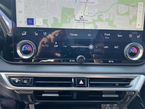 Certified 2024 Lexus RX 350 AWD w/ Convenience Package image 17