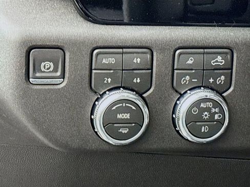 New 2026 GMC Sierra 1500 Elevation w/ Elevation Premium Package AWD/4WD image 10