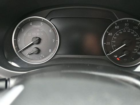 Used 2019 INFINITI QX50 Essential w/ Premium Heat Package image 14