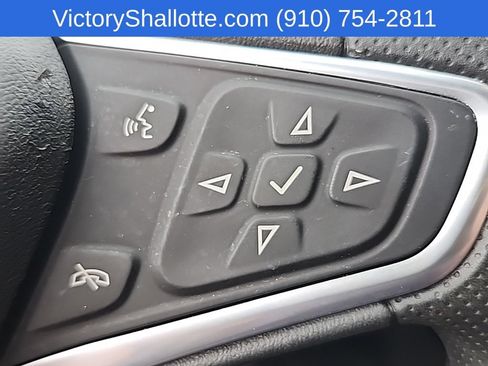 Used 2022 Chevrolet Equinox LT FWD image 12