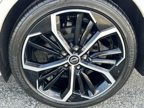 Certified 2023 Nissan Altima 2.5 SR FWD image 11