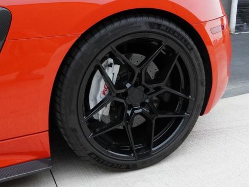 Used 2017 Audi R8 V10 plus image 31