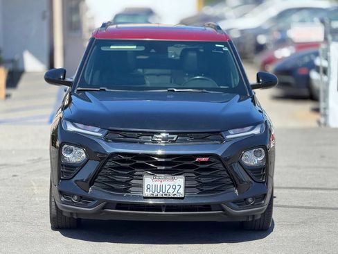 Used 2021 Chevrolet TrailBlazer RS w/ Sun and Liftgate Package FWD image 3