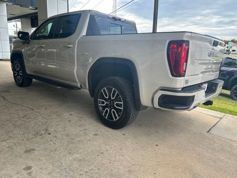 Used 2026 GMC Sierra 1500 AT4 w/ AT4 Premium Package AWD/4WD image 5