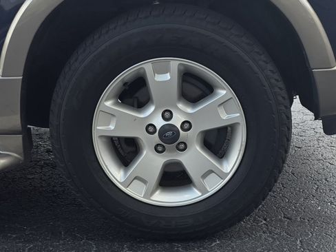 Used 2003 Ford Explorer Eddie Bauer RWD image 38