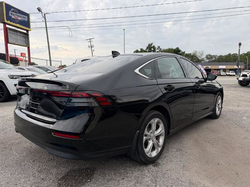 Used 2023 Honda Accord LX image 5