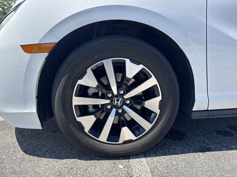 Used 2025 Honda Odyssey EX-L image 8