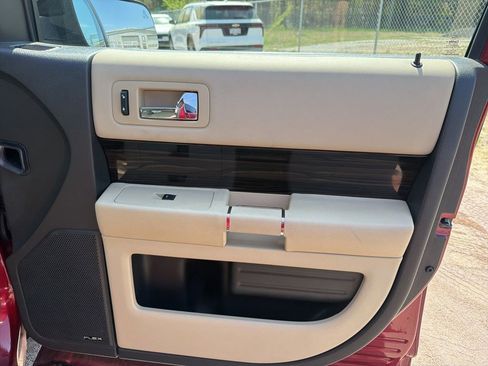 Used 2016 Ford Flex SEL w/ Equipment Group 202A FWD image 31