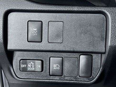 Used 2022 Toyota Tacoma SR5 w/ SR5 Appearance Package (SM) RWD image 15
