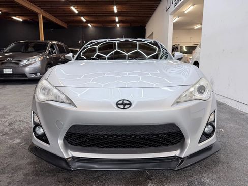 Used 2013 Scion FR-S image 3