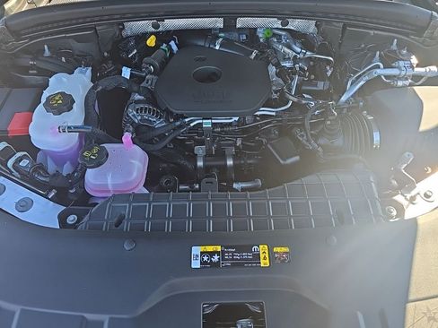 New 2026 Jeep Grand Cherokee Limited AWD/4WD image 11