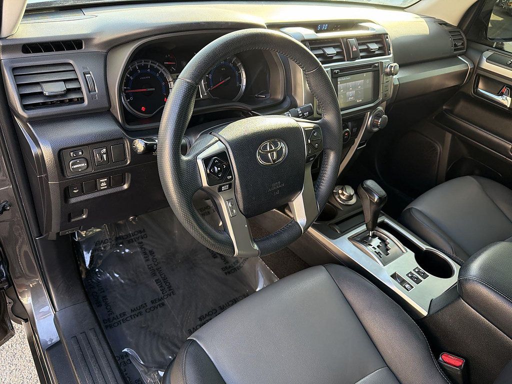 Used 2019 Toyota 4Runner SR5 Premium w/ Wilderness Package AWD/4WD image 9