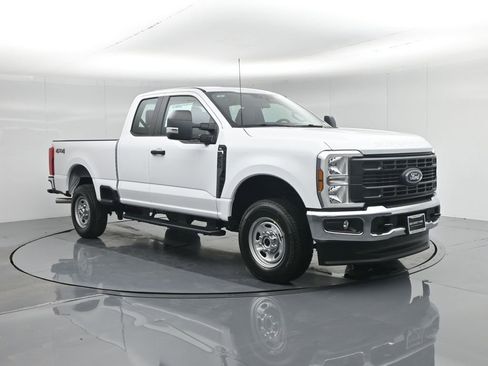 Used 2026 Ford F250 XL w/ FX4 Off-Road Package image 53