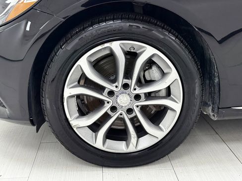 Used 2015 Mercedes-Benz C 300 4MATIC Sedan image 39