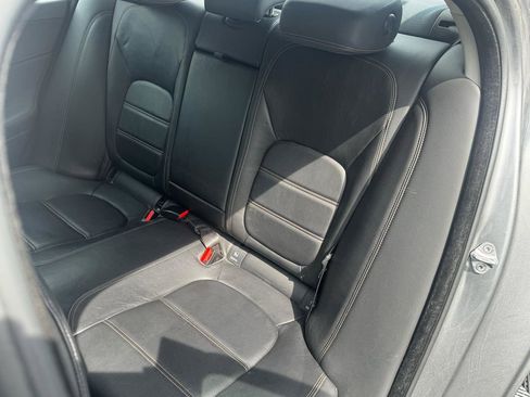 Used 2018 Jaguar XE Prestige image 23