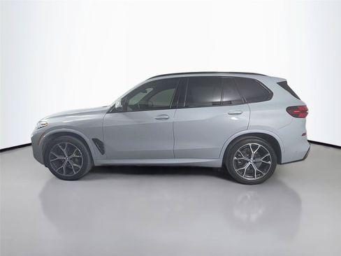 Used 2024 BMW X5 xDrive40i w/ M Sport Package AWD/4WD image 8