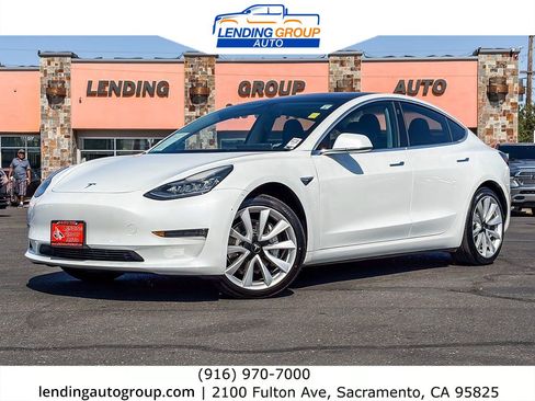Used 2019 Tesla Model 3 Standard Range RWD image 1