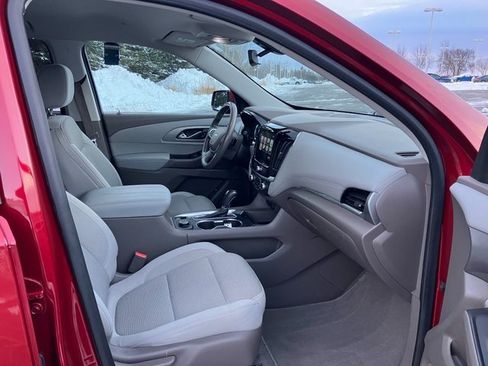 Used 2019 Chevrolet Traverse LT w/ LPO, Floor Liner Package image 16