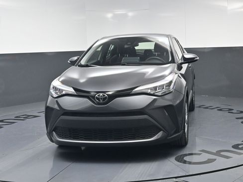 Used 2020 Toyota C-HR LE image 11