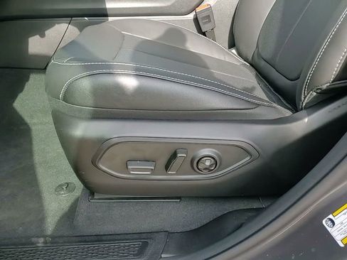 New 2026 Jeep Grand Cherokee L Limited image 23