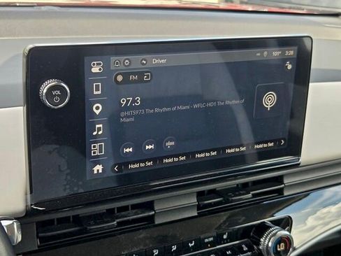 Used 2025 Honda Prologue Touring image 19