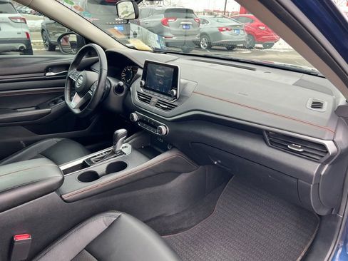 Used 2021 Nissan Altima 2.5 SR image 26