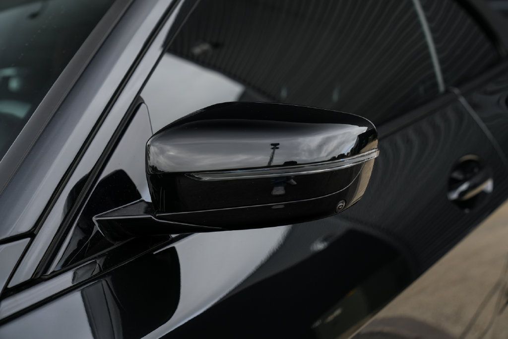 Used 2024 BMW M440i Convertible RWD image 10