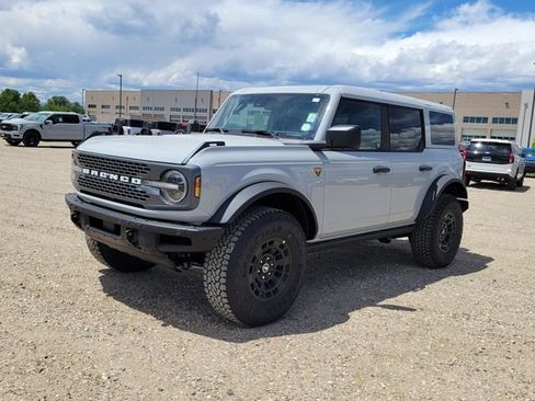 New 2026 Ford Bronco Badlands AWD/4WD image 4