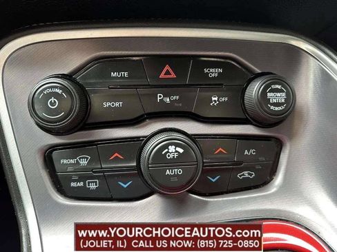 Used 2019 Dodge Challenger R/T image 41