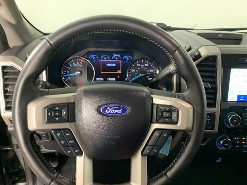 Used 2021 Ford F250 Lariat w/ Chrome Package image 21