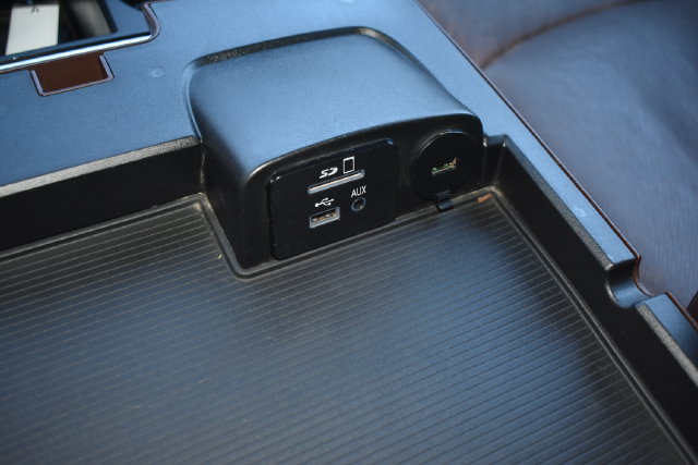 Used 2013 RAM 1500 Laramie Longhorn w/ Convenience Group AWD/4WD image 32