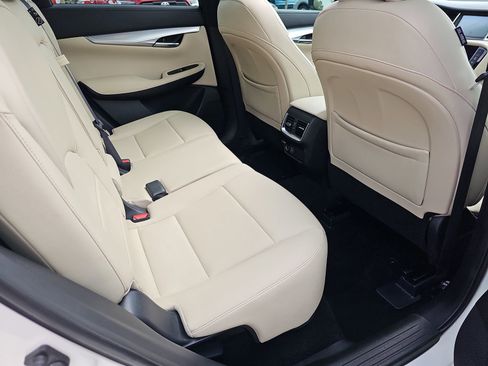 Used 2019 INFINITI QX50 Luxe w/ Navigation Package image 11