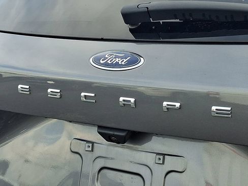 Used 2022 Ford Escape SE FWD image 24