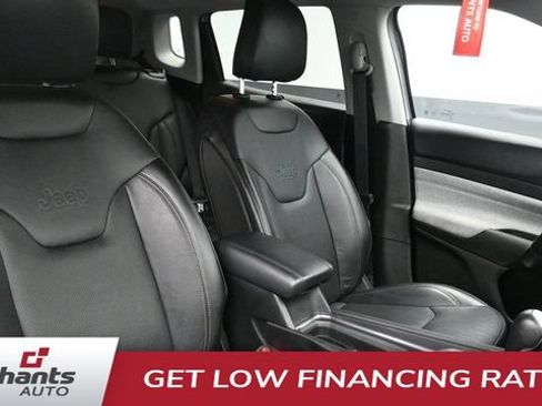 Used 2022 Jeep Compass Latitude AWD/4WD image 17