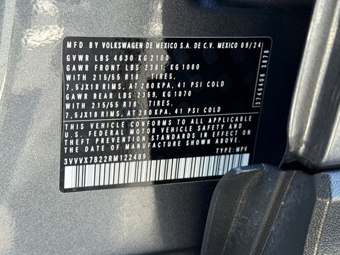 Used 2024 Volkswagen Taos SE AWD/4WD image 37