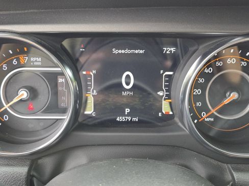 Used 2023 Jeep Gladiator Sport AWD/4WD image 29