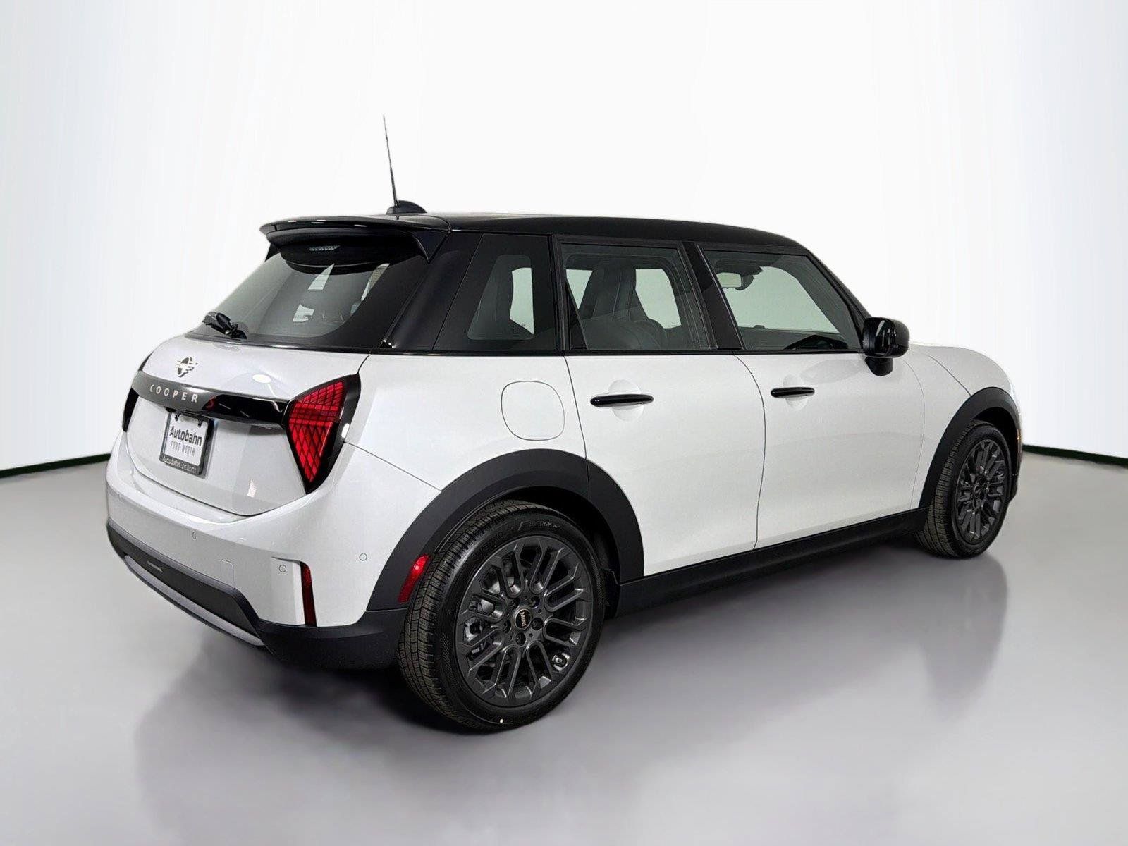 New 2026 MINI Cooper S FWD image 5