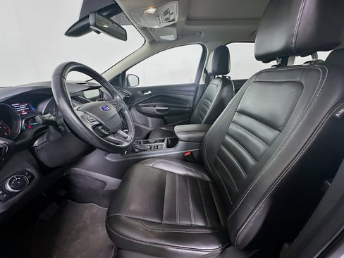 Used 2017 Ford Escape Titanium FWD image 13