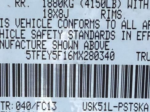 Used 2021 Toyota Tundra SR5 w/ SX Package image 31