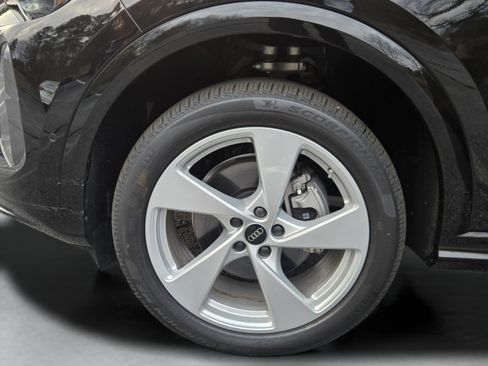 New 2025 Audi Q5 Prestige AWD/4WD image 32