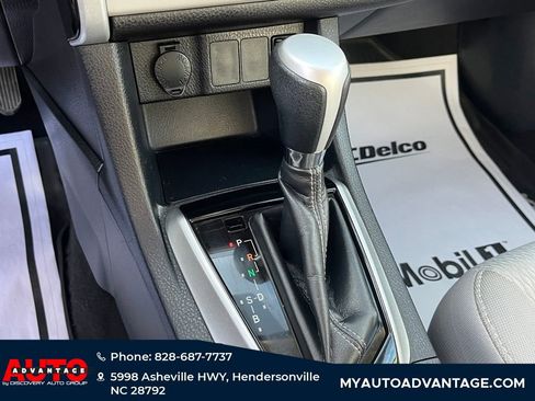 Used 2017 Toyota Corolla LE w/ LE Premium Package image 12