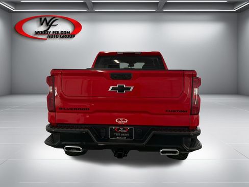New 2026 Chevrolet Silverado 1500 Custom Trail Boss w/ LPO, Dark Essentials Package AWD/4WD image 8