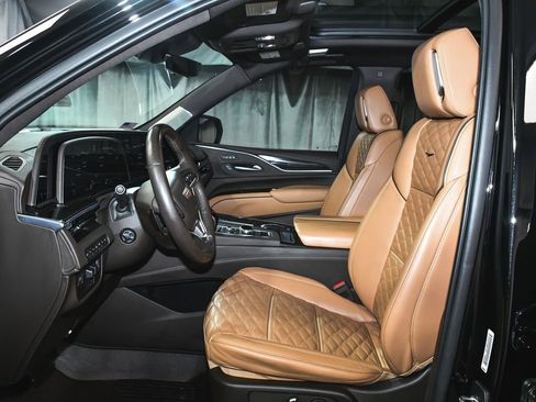 Used 2022 Cadillac Escalade ESV Sport w/ Touring Package AWD/4WD image 47