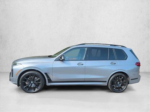 Used 2025 BMW X7 M60i w/ Executive Package AWD/4WD image 7