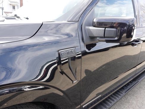 Used 2023 Ford F150 Lariat w/ Equipment Group 502A High image 7